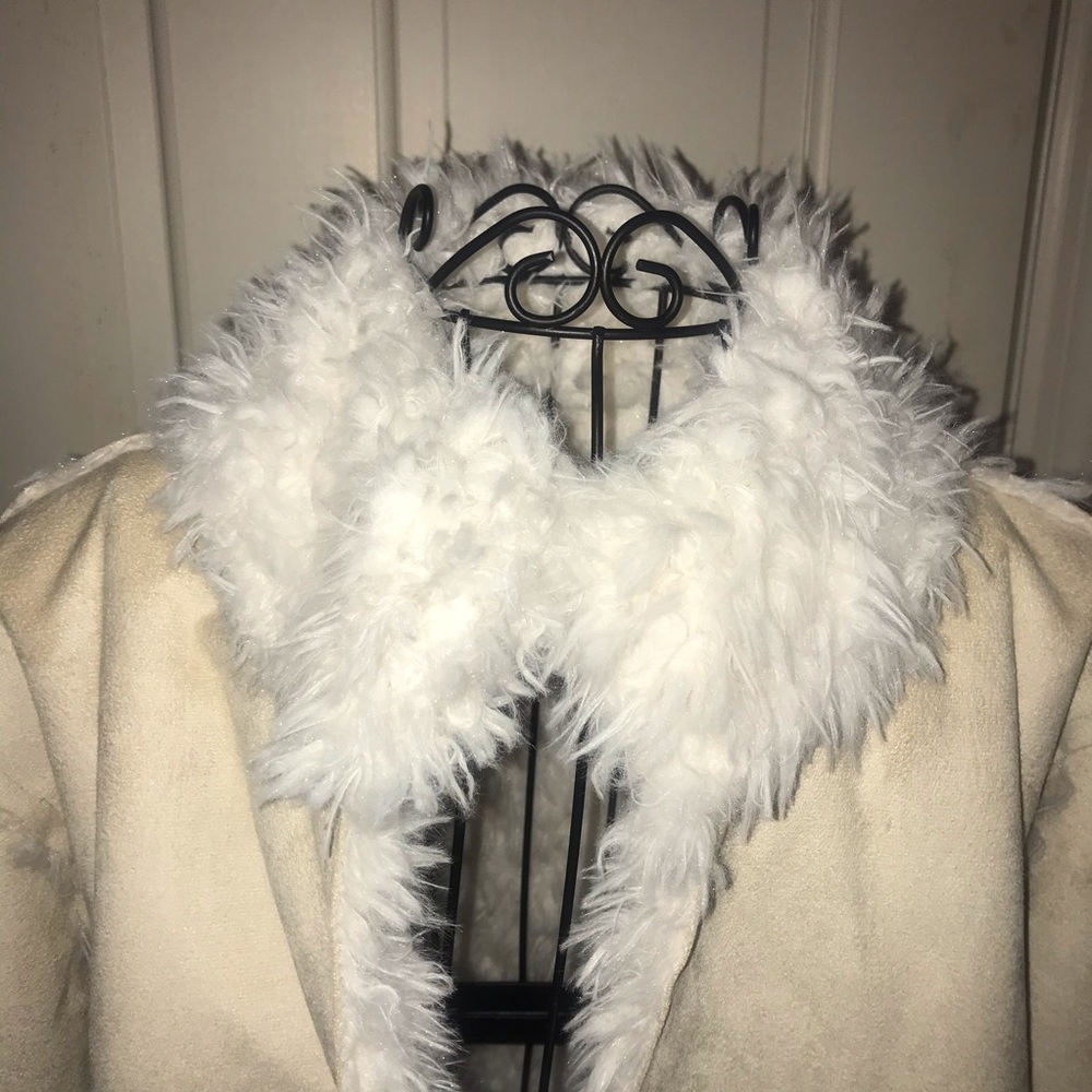 Reversible Faux fur & Suede Women’s Jacket - Picture 7 of 8